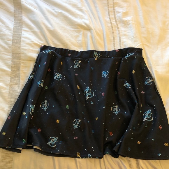 Torrid size 4 MARVEL AVENGERS ENDGAME SCUBA SKIRT - Picture 7 of 9
